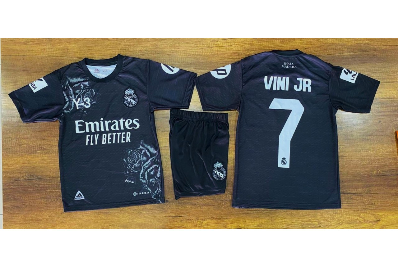 8224 Детски футболен комплект Real Madrid VINI JR 7